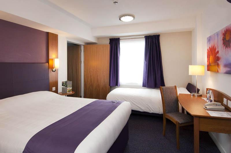 Premier Inn Dunstable / Luton Eksteriør bilde