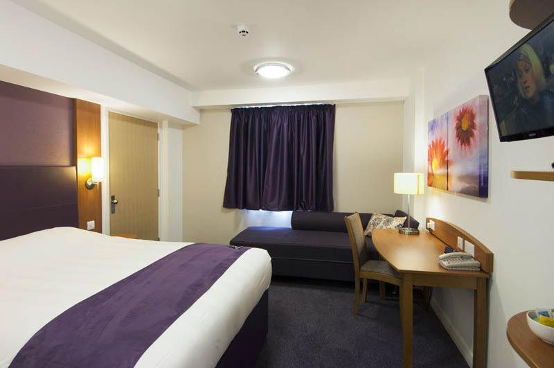 Premier Inn Dunstable / Luton Eksteriør bilde